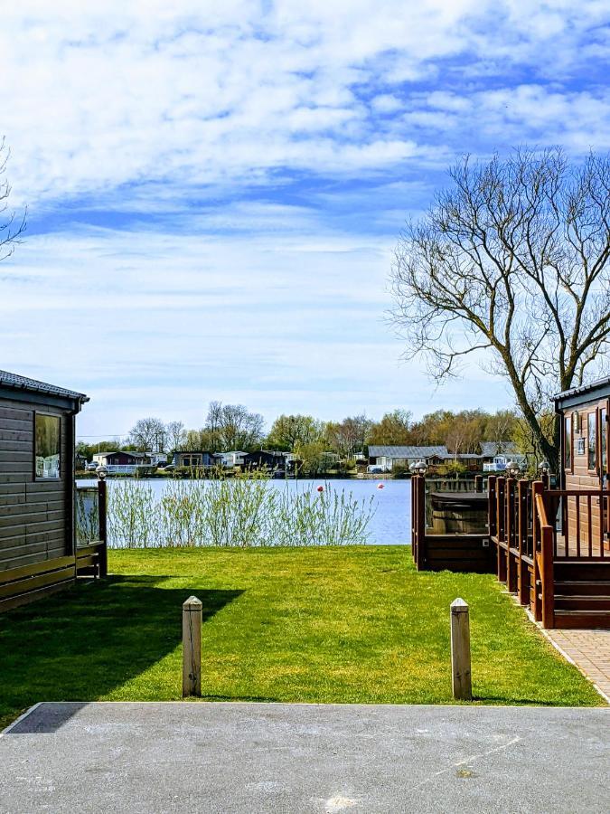 Hotel Tattershall Lakes - Merlin Point Exterior foto